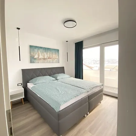 Apartment Puntica 2+1 Person Rab