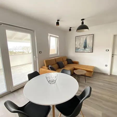 Puntica 2+1 Person Rab Appartement *