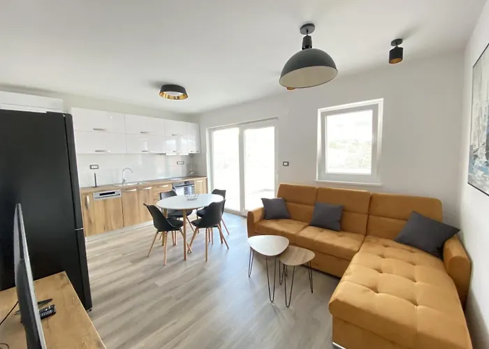 Puntica 2+1 Person Rab *