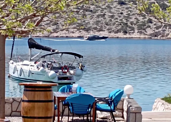 Puntica 2+1 Person Rab *